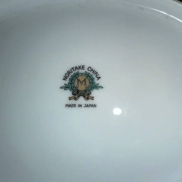 Noritake Oval Serving Dish - Picture 3 of 5